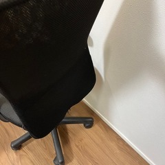 【0円】キャスター付き椅子の画像