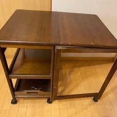 サイドテーブル　キャスター付き折りたたみ台の画像