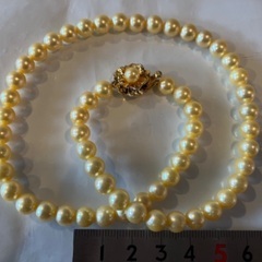 《最終セール》ゴールデンパールネックレスの画像