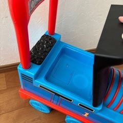 元値8000円　乗れるおもちゃの画像