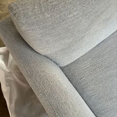 大幅値下げしました！（ニトリのソファ）2人掛け布張りソファ　カラー　ミドルグレーの画像