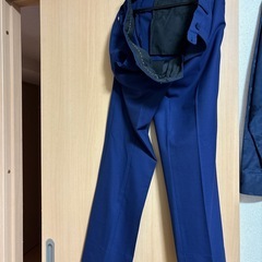 美品 メンズ スーツ 青の画像