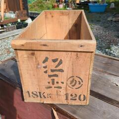 りんご箱　みかん箱　レトロ　昭和レトロ　木箱　ヴィンテージの画像