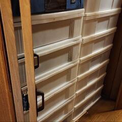 プラケース