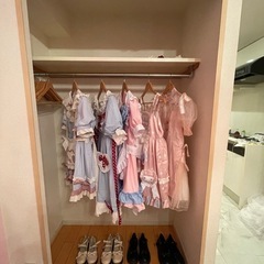 フリルドレス4着
の画像