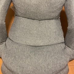 【値下げ】新品購入2ヶ月　ニトリ 肘連動座椅子 Nテリー グレー　 の画像
