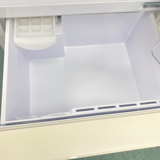 ご来店限定】＊ AQUA 272L 3ドア冷蔵庫 2018年製＊1030-4 AQUA(