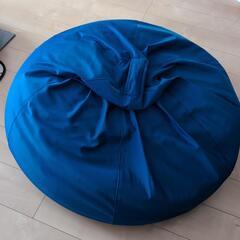 ヨギボー　クッション2つ　洗い替えカバー　補充用ビーズの画像