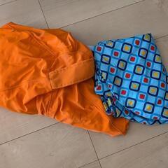 ヨギボー　クッション2つ　洗い替えカバー　補充用ビーズの画像