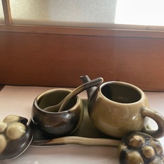 【タイ食器】醤油差し　七味入れの画像