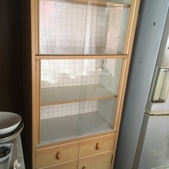 【無料】食器棚　ガラス引き戸　中古　引き出しあり　現状渡し