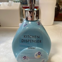 陶器の洗剤入れ