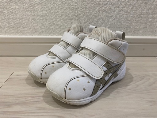 キッズスニーカー　アシックスasics 16センチ