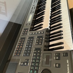 年代物のエレクトーンの画像
