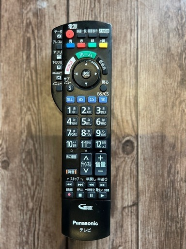 Panasonic 4K VIERA 49V型