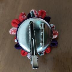 ハンドメイド　ちりめんブローチの画像