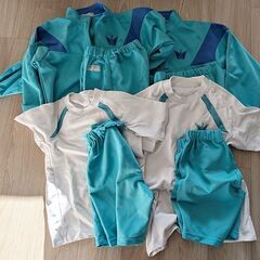 仙台市新田小　体操服