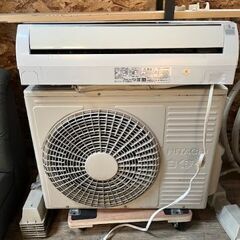 11月10日まで値下げ！日立ルームエアコン　5.6ｋｗ　18畳用...