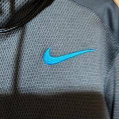 NIKE　パーカー　XLの画像
