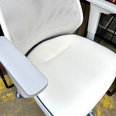 売約済み【池上店】 IKEA イケア MATCHSPEL ゲーミングチェア オフィスチェア OAチェア 椅子 チェア ホワイト ヘッドレスト 付き の画像