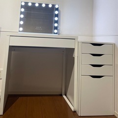 “美品” ドレッサー(ミラー付き)