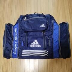 Adidas 大容量高機能リュックサック