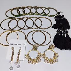 ピアス  ３個　エスニックブレスレット