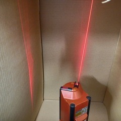 HILTI  ラインレーザー墨出し器　PV01H / PV02Vセット
の画像