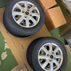 使用1シーズン　13インチ スタッドレスタイヤ ホイール付き 155/65R13 73Q