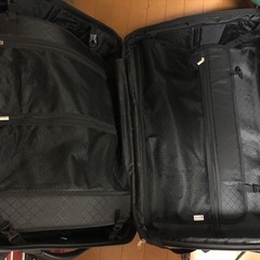 スーツケースの画像