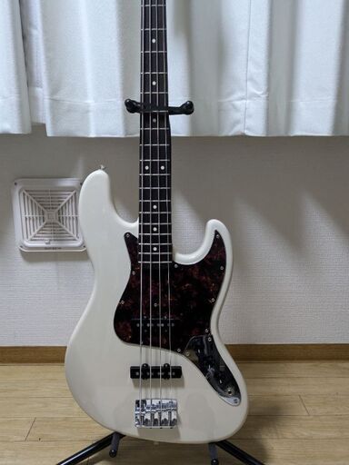 フジゲン製ベースとdarkglass b7k ultra