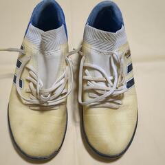 adidas　サッカーシューズ24cm