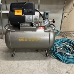 エアーコンプレッサー　30l 日立　オイルフリーベビコン