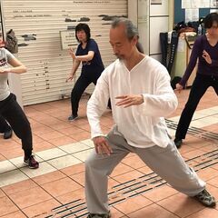 太極拳仲間募集　上田市サントミューゼ軒下 - スポーツ
