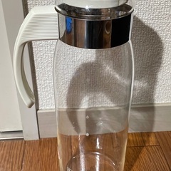 お茶ポットの画像