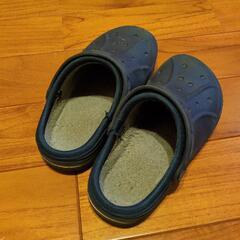 キッズ　ボアサンダル（クロックス風）の画像