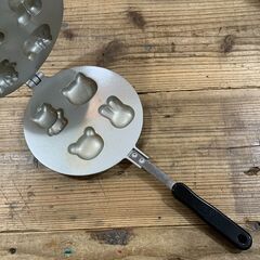 ハローキティ HELLO KITTY  カステラ器 パンケーキプレート 人形焼きの画像