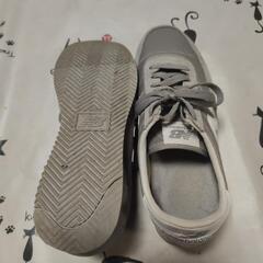 New Balanceスニーカー1000円から500円に値下げですの画像