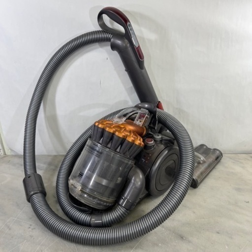 【売約済】【ジャンク】dyson ダイソン DC22 吸込みますがノズルローラーが回転しません