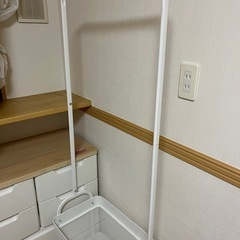 【9日まで】ハンガーラックの画像