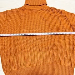 新品 レディース 長袖 オレンジ ニット セーター タートルネック Mサイズ の画像