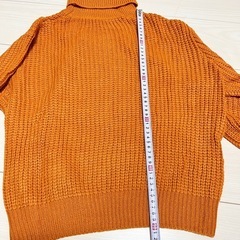 新品 レディース 長袖 オレンジ ニット セーター タートルネック Mサイズ の画像