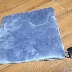 【お譲り先決定済】YAMAZEN　USBマルチクッション 3WAY