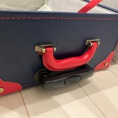 レトロ キャリーケースの画像