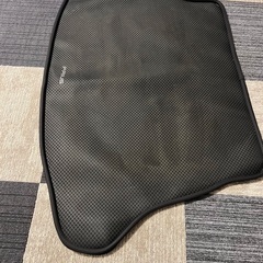 50プリウス用　トランクルームのマットの画像