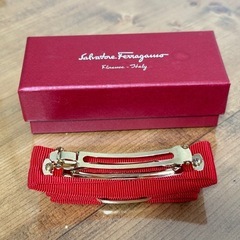 Salvatore Ferragamo　フェラガモ　バレッタの画像