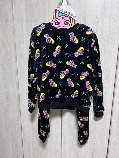 おぱんちゅうさぎ パジャマ M 新品未使用