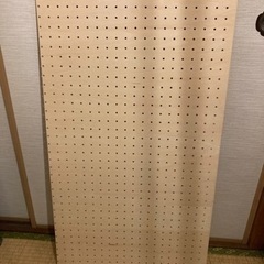 有孔合板　木材　資材