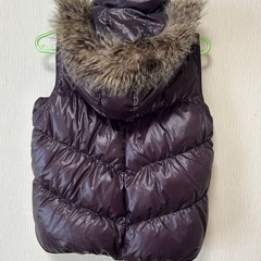 【美品中古品】GAP レディースダウンベストの画像