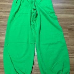 新品✨グリーン💚スエットの画像
